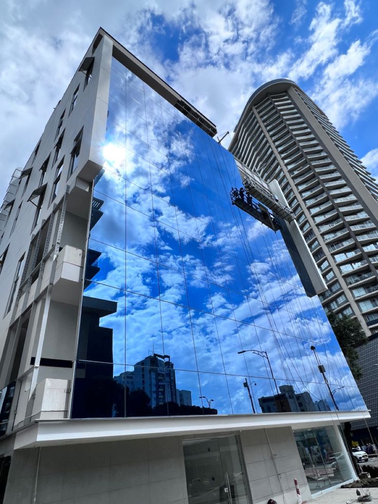 درباره شیشه رفلکس و قیمت شیشه رفلکس