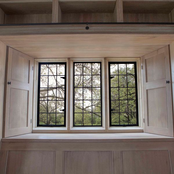 پنجره آهنی| مزایا و معایب پنجره آهنی