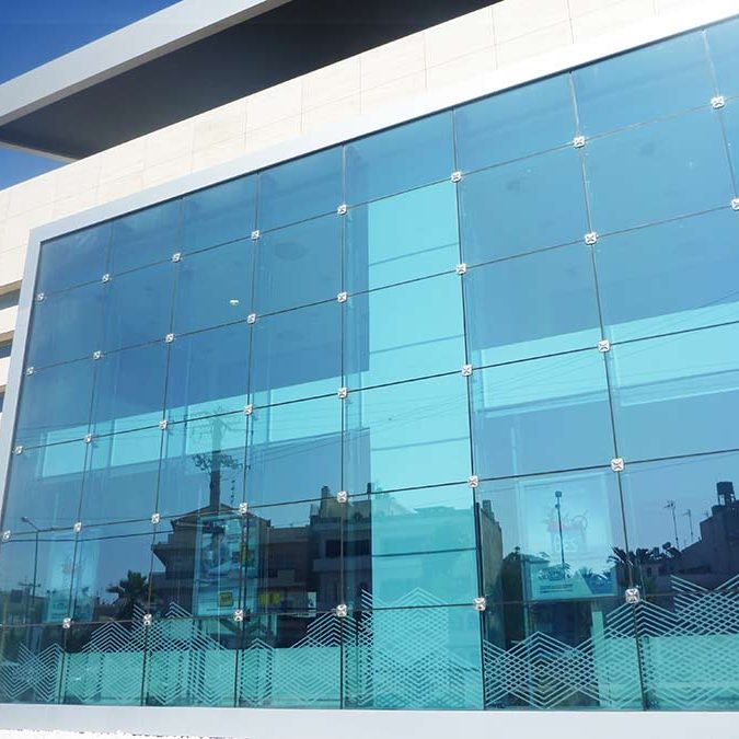 درزگیر سیلیکونی و گازگیری نمای کرتین وال